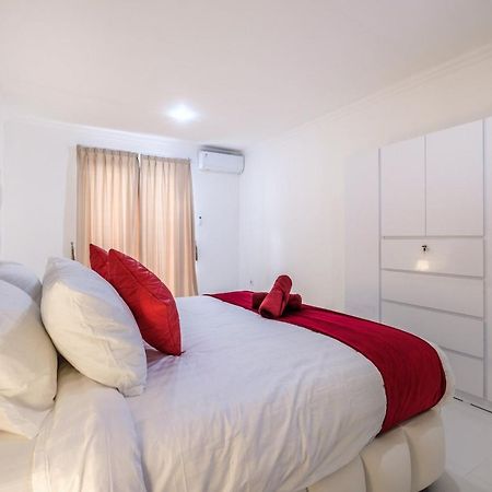 Luxury Minimalist Villa White Angel In Seminyak Kültér fotó