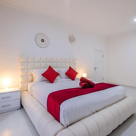 Luxury Minimalist Villa White Angel In Seminyak Kültér fotó