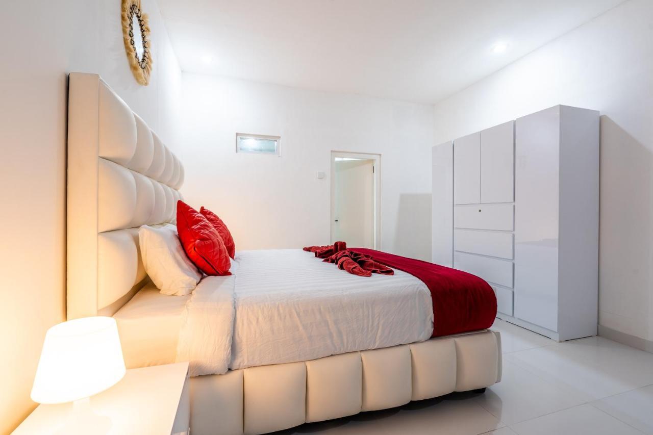 Luxury Minimalist Villa White Angel In Seminyak Kültér fotó