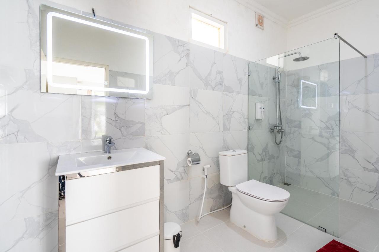 Luxury Minimalist Villa White Angel In Seminyak Kültér fotó